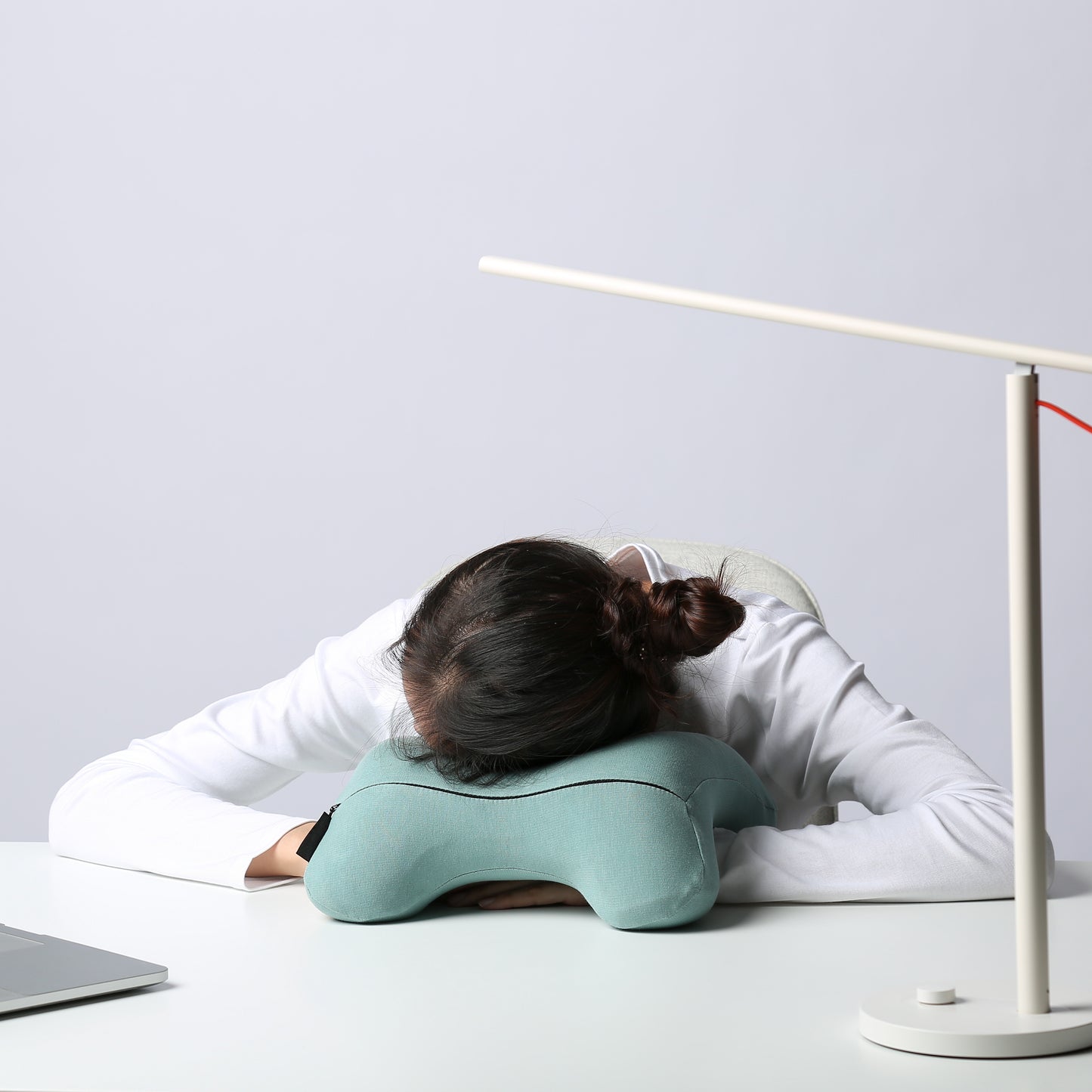 Travel Bundle (Nap Pillow + Mini Travel Pillow)